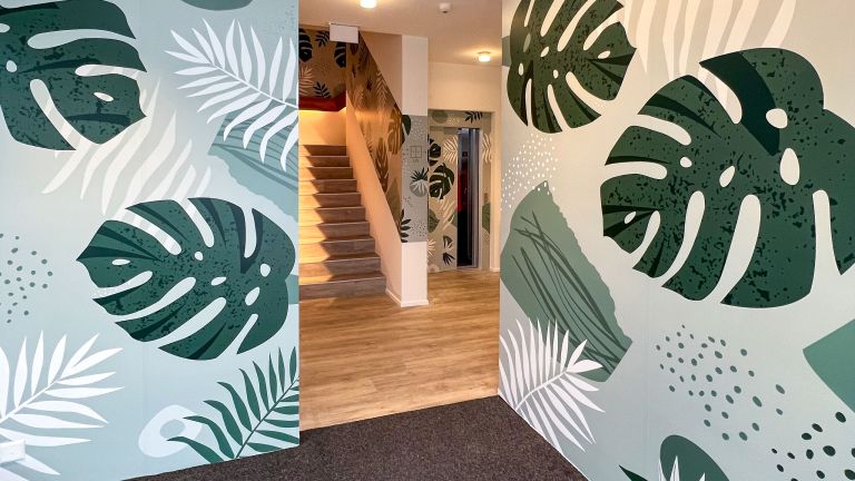 Branding und Signaletik für die Drogerie Parfümerie Zollikon